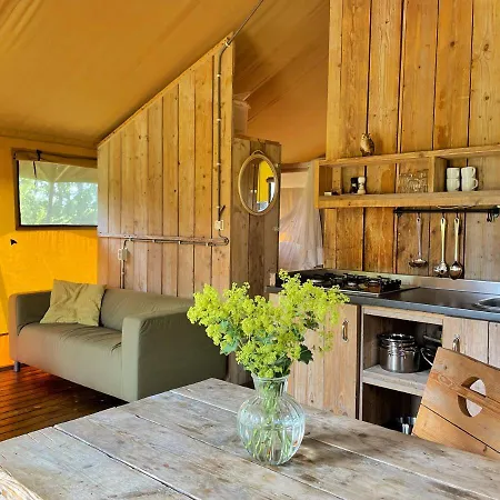 Nyaraló Uylkenshof Safaritenten En Natuurhuisjes