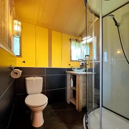 Uylkenshof Safaritenten En Natuurhuisjes Nyaraló