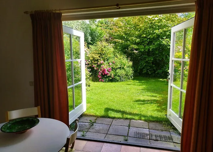 Uylkenshof Safaritenten En Natuurhuisjes *