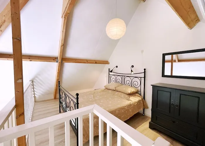 Uylkenshof Safaritenten En Natuurhuisjes 度假居