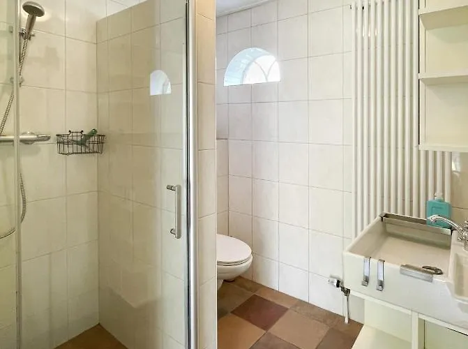 度假居 Uylkenshof Safaritenten En Natuurhuisjes *