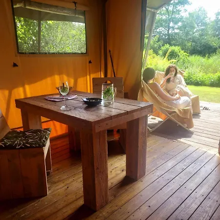 Uylkenshof Safaritenten En Natuurhuisjes * Epe