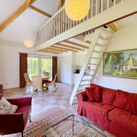 Uylkenshof Safaritenten En Natuurhuisjes Holiday home