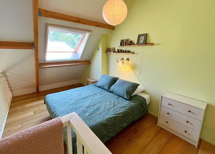 Uylkenshof Safaritenten En Natuurhuisjes *