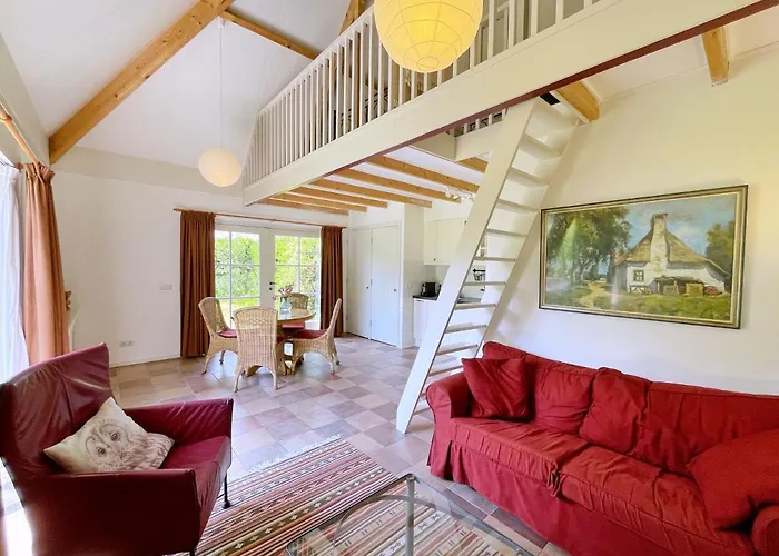 Uylkenshof Safaritenten En Natuurhuisjes بيت للعطل