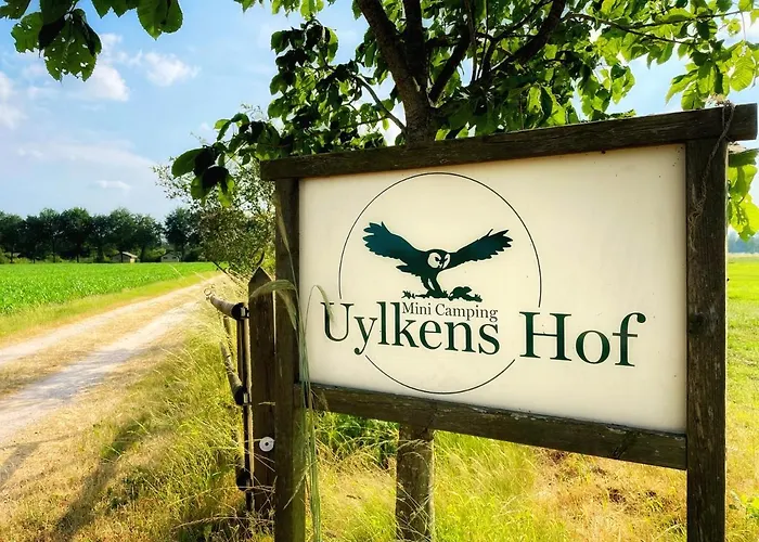 Uylkenshof Safaritenten En Natuurhuisjes بيت للعطل *
